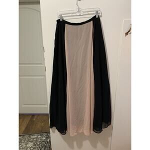 QC Queen Collection Scarf Flowy Dressy Maxi‎ Skirt Sz L NWT Pink Black Chiffon